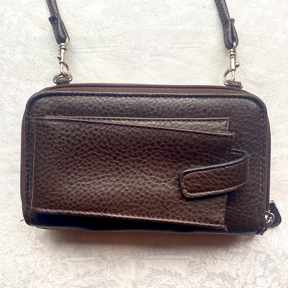 Crossbody multi functional mini handbag. - Picture 3 of 6